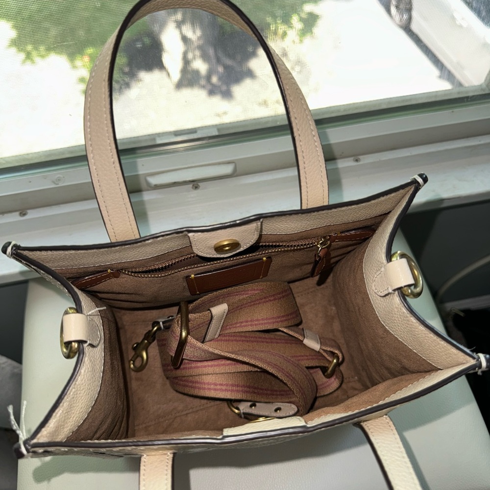 Restored Field Tote 22 In Signature Canvas - image 2